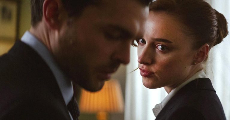 Fair Play: Phoebe Dynevor and Alden Ehrenreich are colleagues and lovers (trailer)