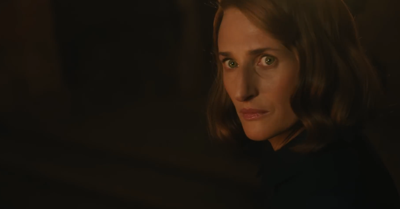 Mystery in Venice: the American dream of Camille Cottin