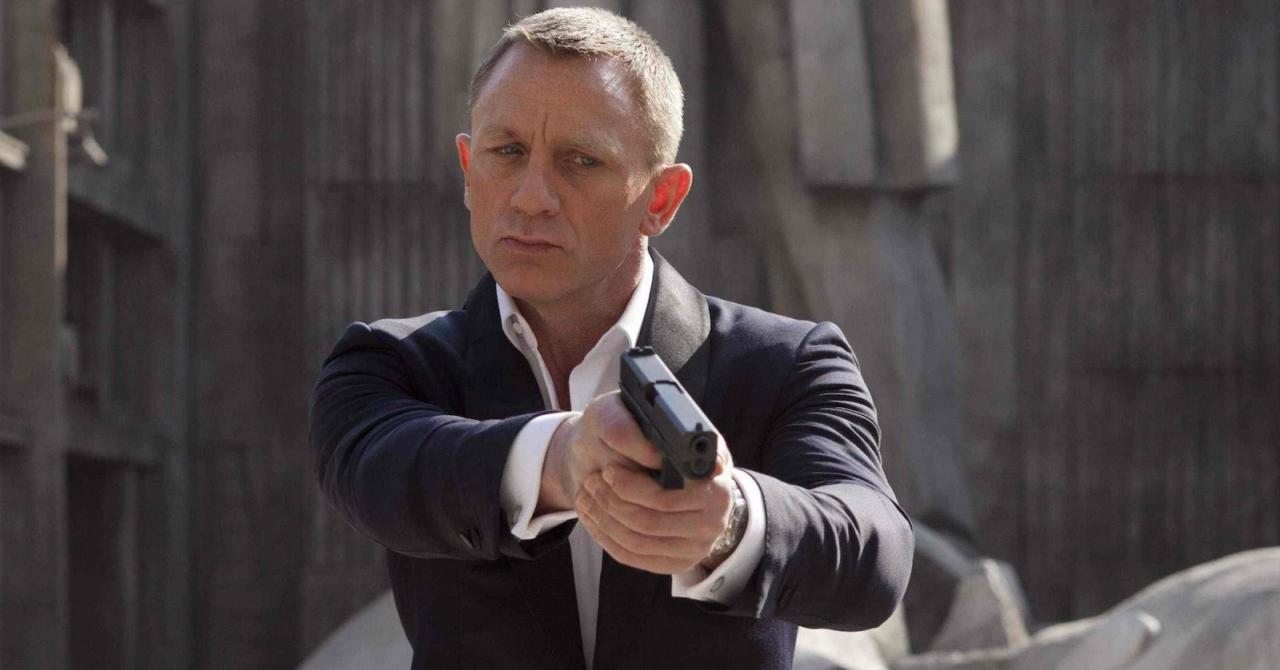 No, Christopher Nolan will not direct the next James Bond