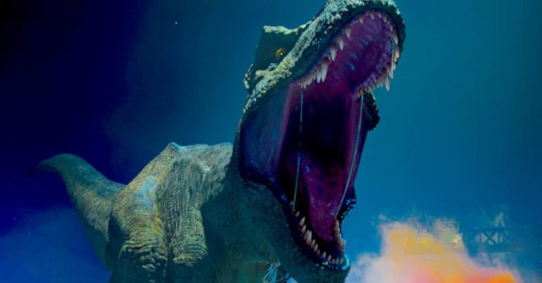 The T-Rex is back in force: trailer for the new Jurassic World