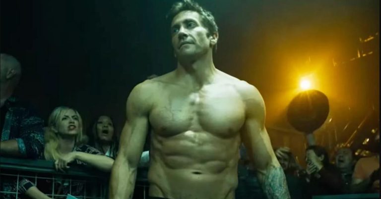 Jake Gyllenhaal flexes his abs in first Road House images