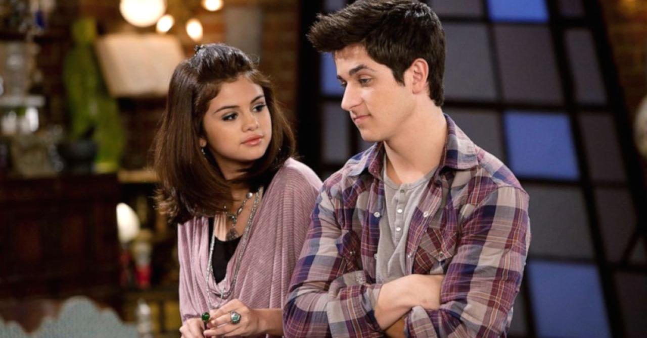 Wizards of Waverly Place returns... with Selena Gomez!