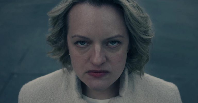 Elisabeth Moss will direct the ending of The Handmaid's Tale herself