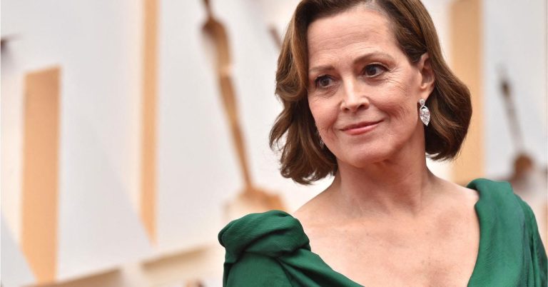 Sigourney Weaver soon in the Star Wars universe?