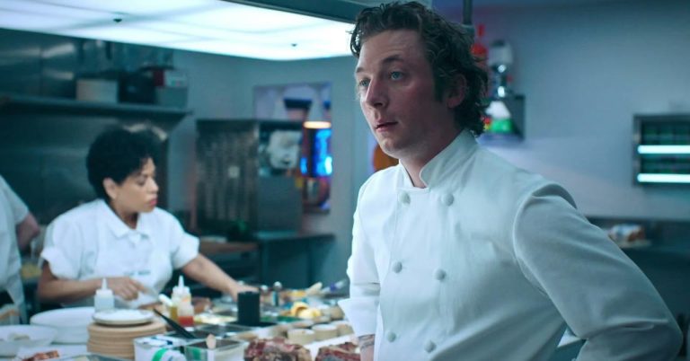 The Bear: the kitchen reopens its doors in the season 3 trailer