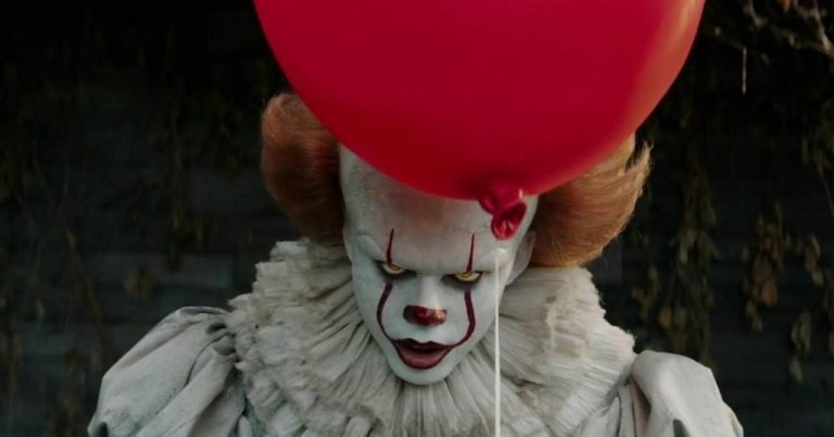 Bill Skarsgård will once again be the clown Pennywise in the It spin-off series